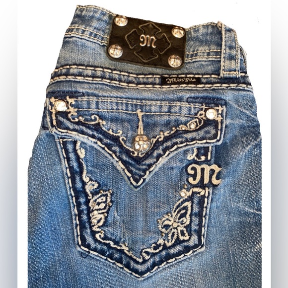 Miss Me Signature woman's Boot Cut blue Jeans - Picture 3 of 9